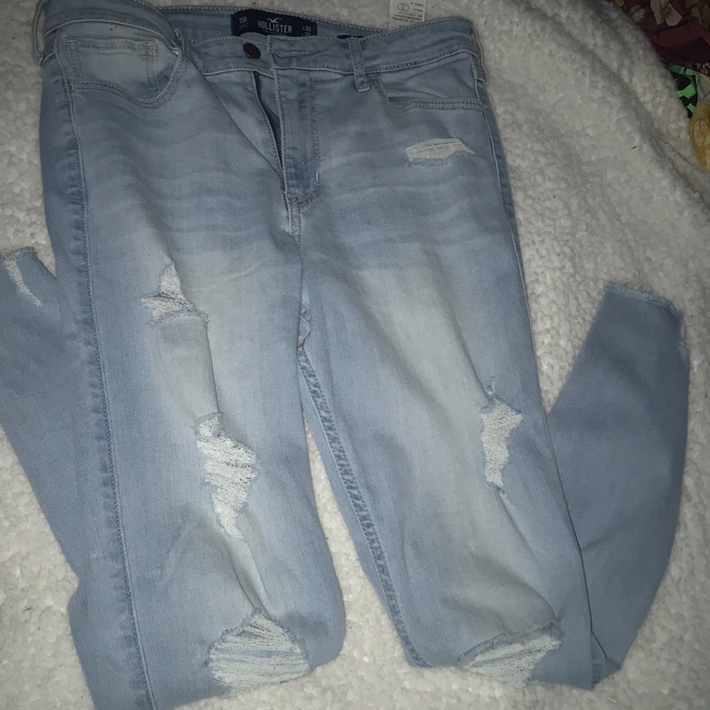 hollister ripped blue jeans